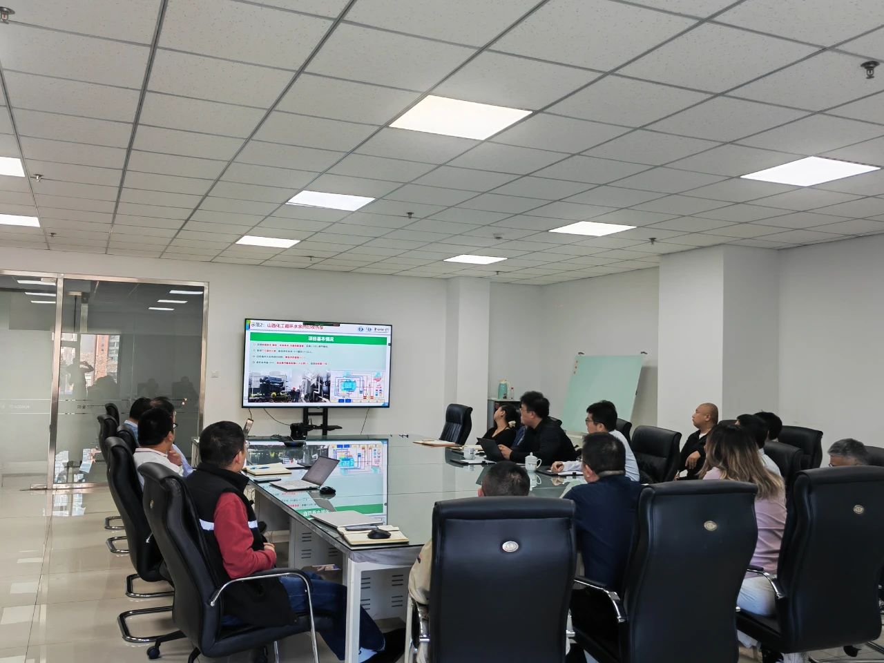 金房能源 金房能源