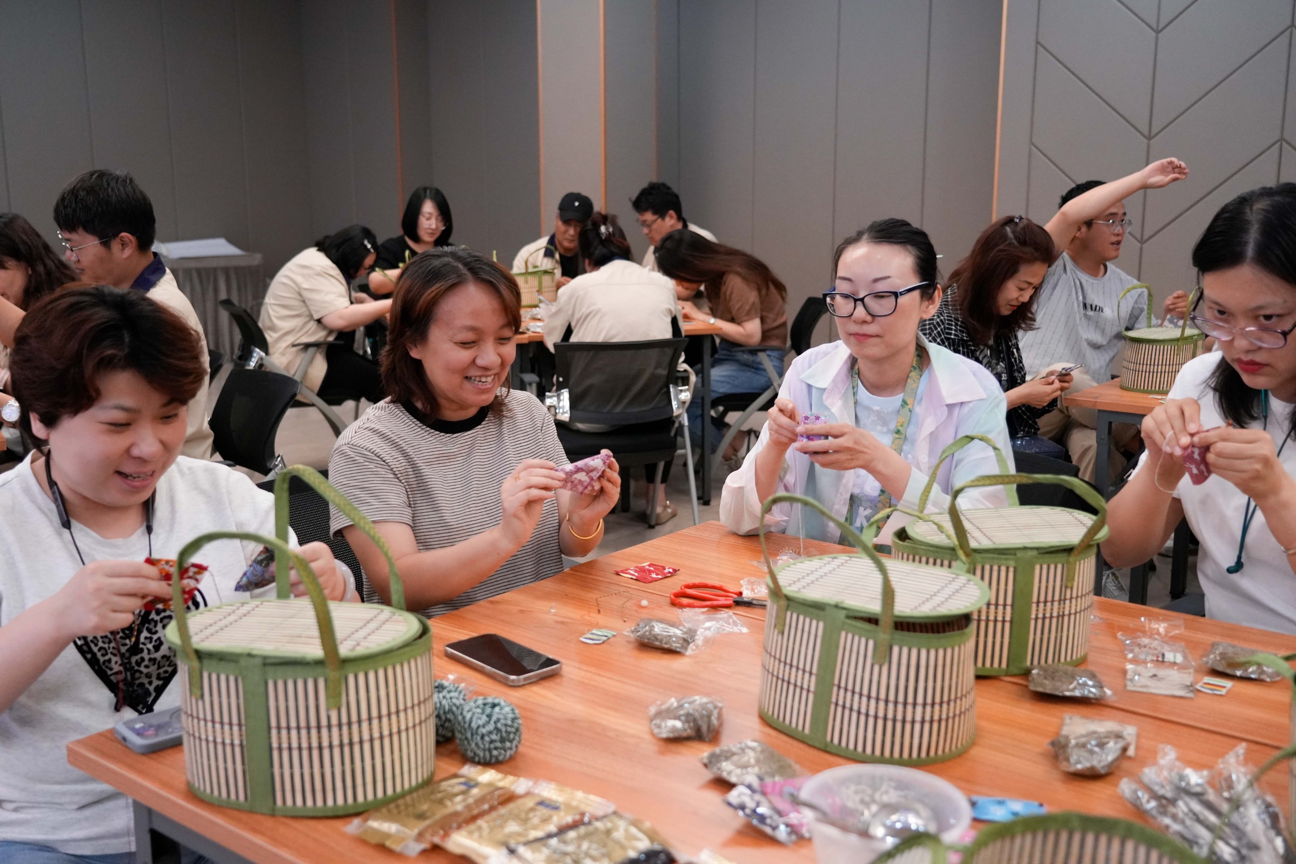 金房能源 金房能源